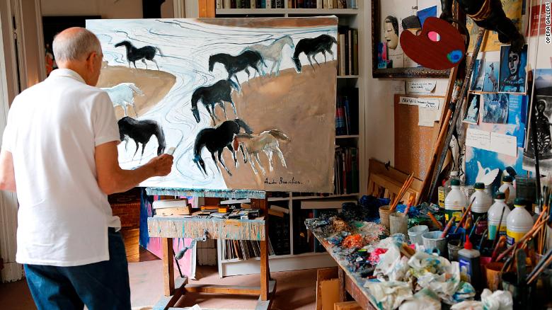 Andre Brasilier se inspiró para pintar caballos en su crianza en el campo francés.