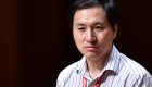 China suspende a científicos del caso de edición de genes