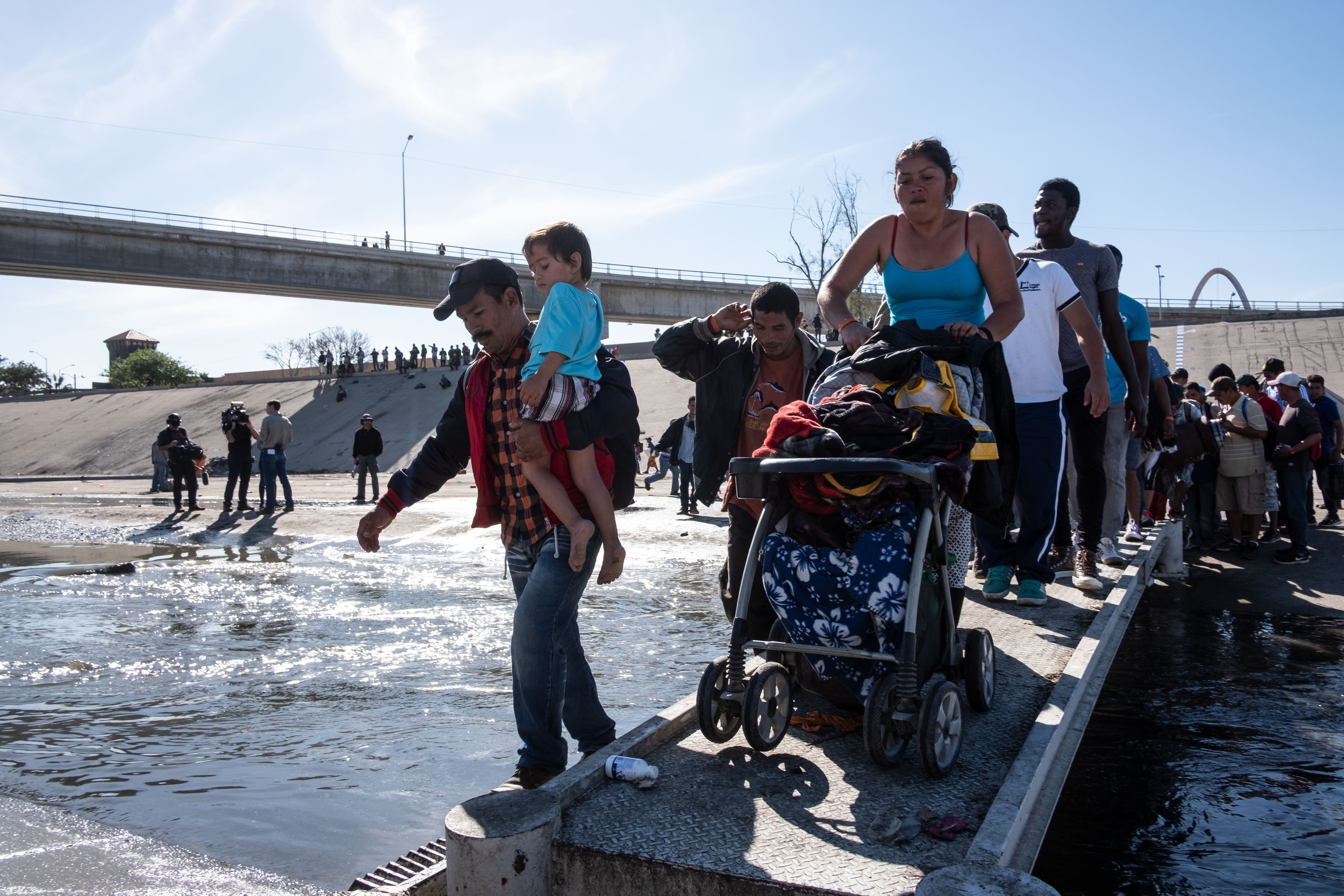 Estados Unidos cierra el cruce fronterizo de San Ysidro a medida