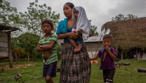 Delegación parlamentaria en EE.UU. investiga la muerte de una niña guatemalteca