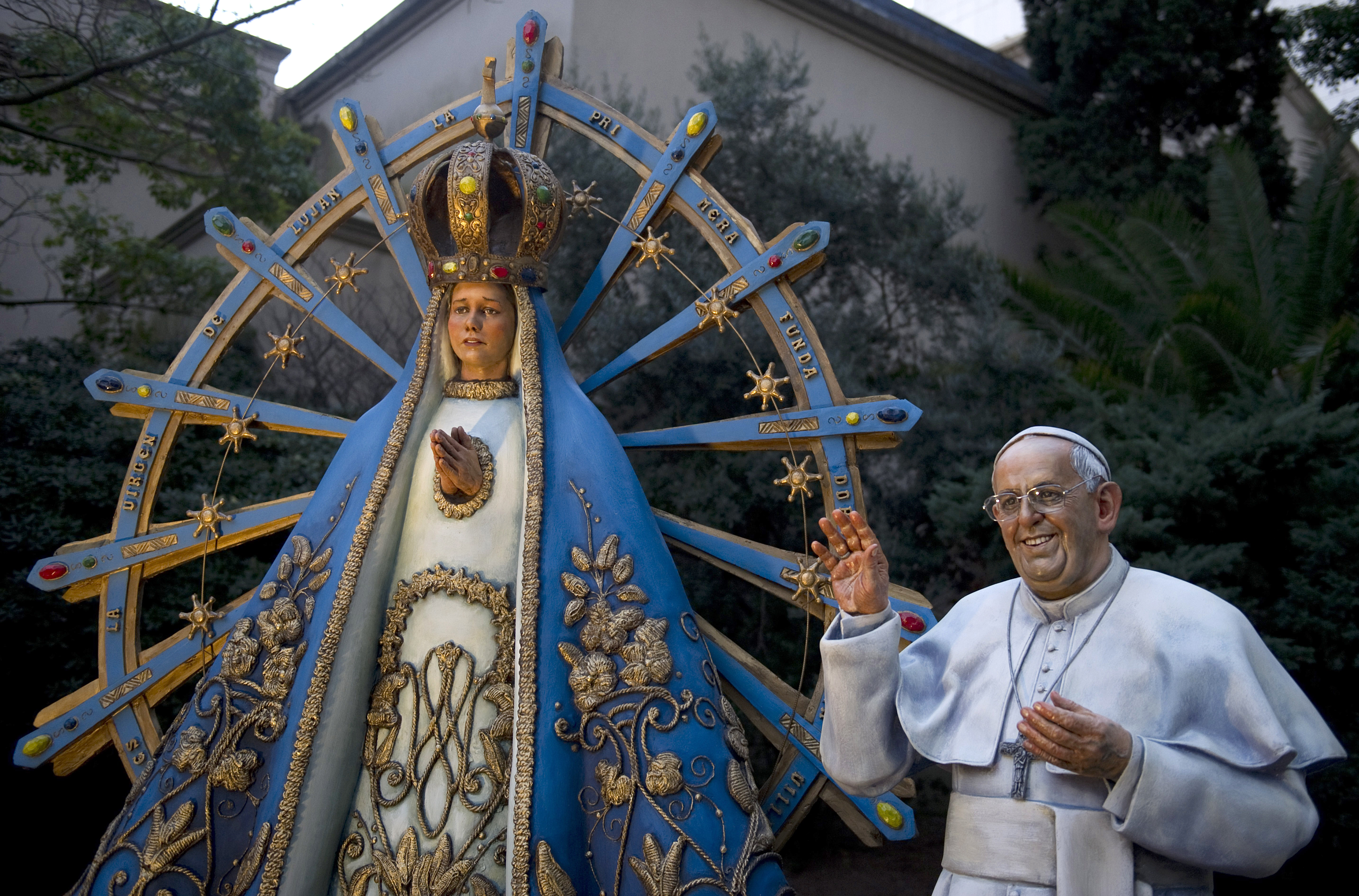 La Virgen de y otras patronas Latina | CNN