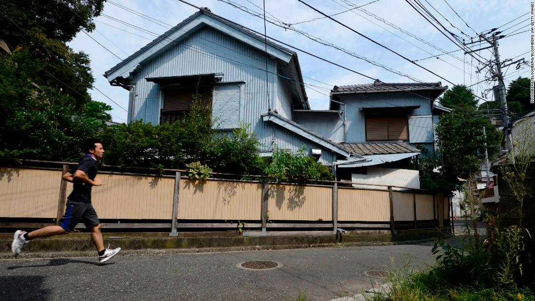 Japón tiene tantas casas vacías que las está regalando | CNN