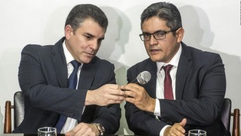 Dos fiscales supremos piden renuncia del fiscal general Pedro Chávarry