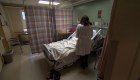 Mujer en estado de coma da a luz