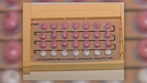 Un juez federal desbloquea regulación sobre anticonceptivos