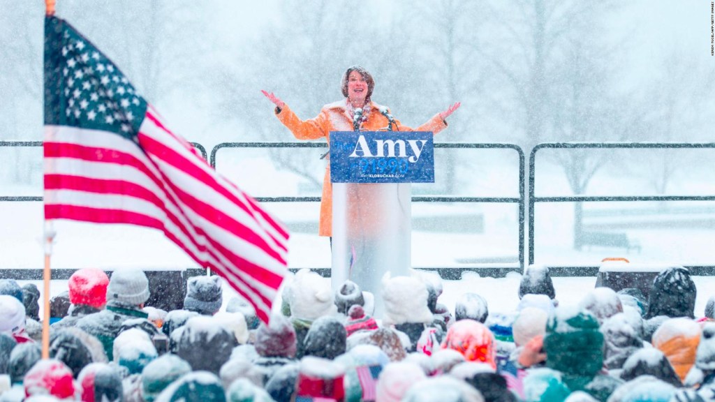 Amy Klobuchar anuncia su precandidatura a la presidencia de EE.UU.