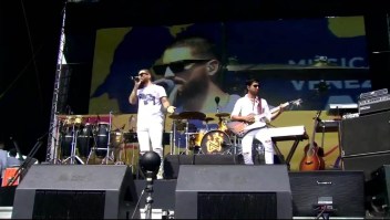 Maluma dedica canción a familia separadas