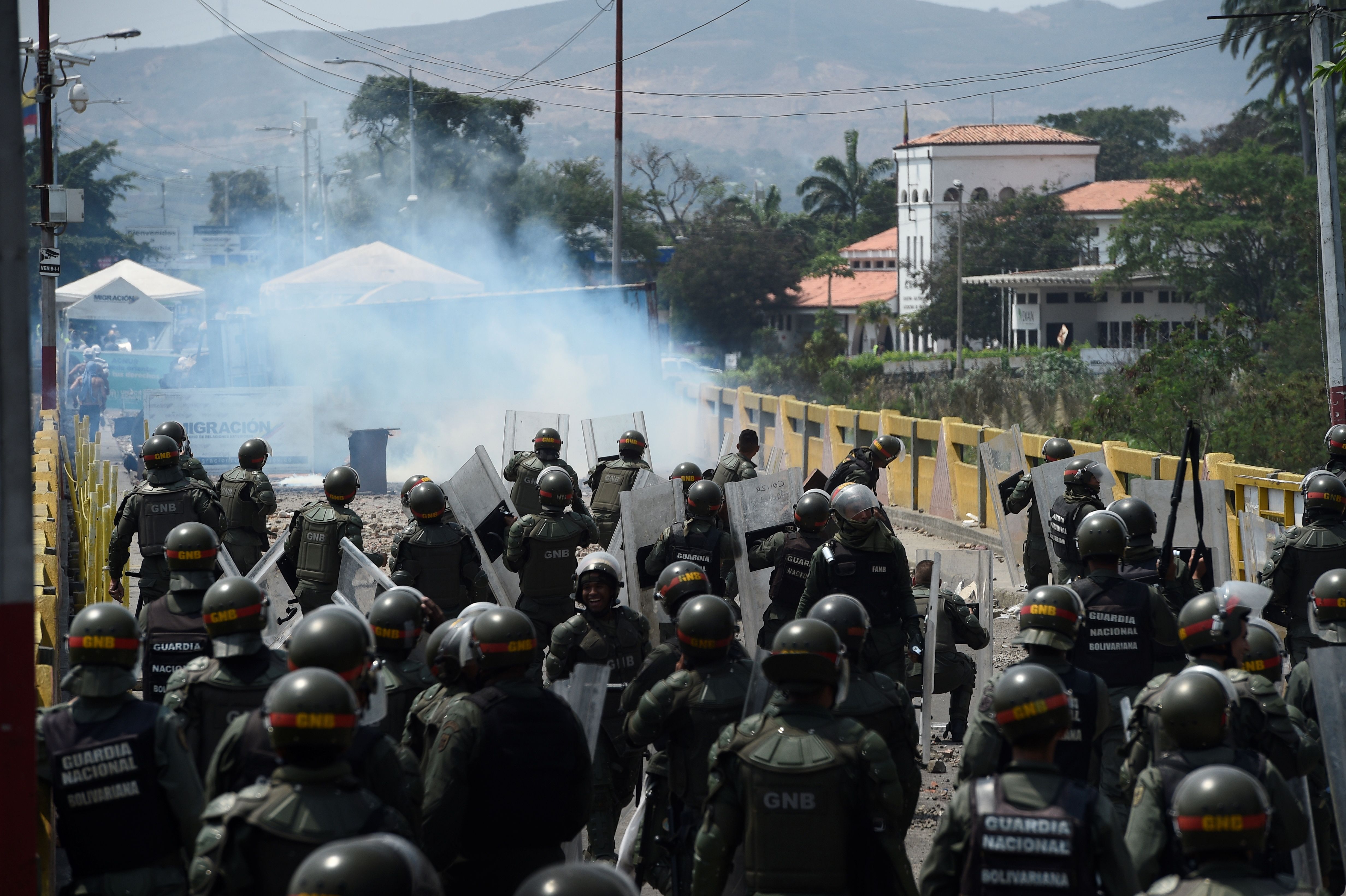 La ONU Y Varios Gobiernos Rechazan Actos De Violencia En Venezuela - CNN