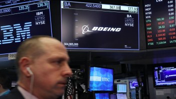 Acciones de Boeing pierden US$27.000 millones en valor de mercado