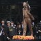 Sorpresiva decisión del presidente de Ecuador, Lenin Moreno, de quitar estatua de Néstor Kirchner