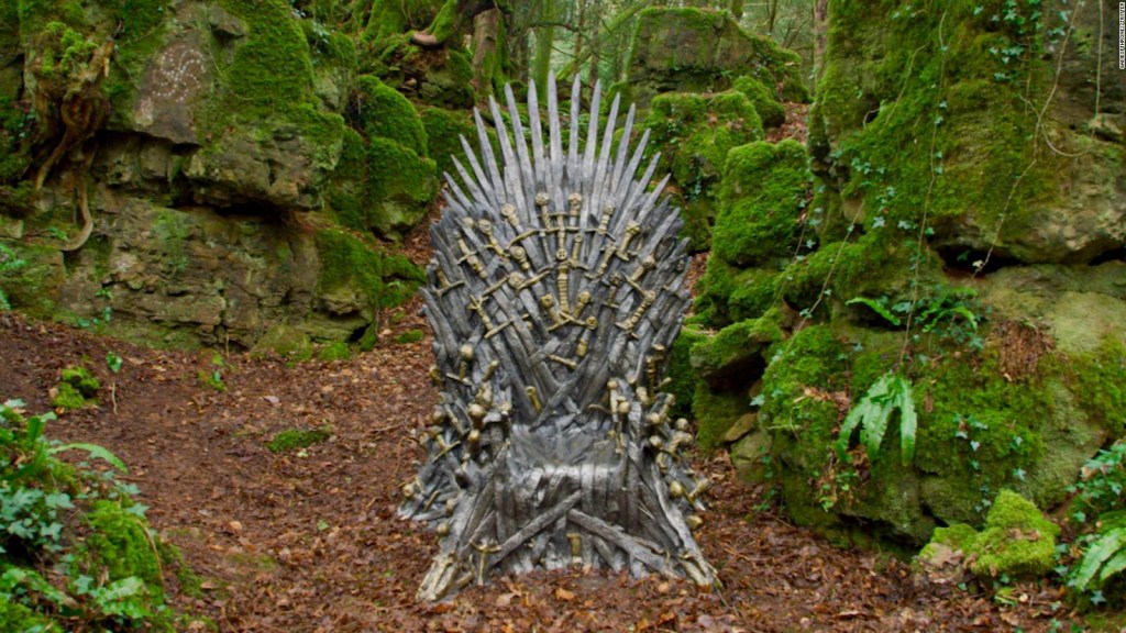 "Game of Thrones" esconde seis de sus tronos