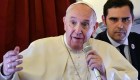El papa critica a gobiernos que construyen muros para mantener alejados a los migrantes
