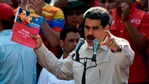 Maduro pide a venezolanos que ahorren energía