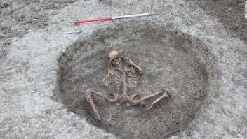 víctimas sacrificios humanos encuentran hallazgo arqueológico Inglaterra fotos