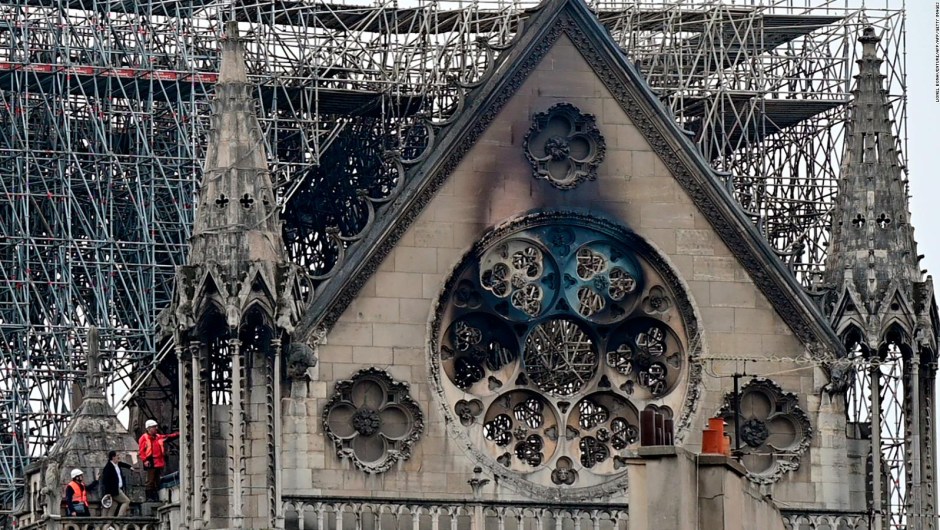 La investigación de Notre Dame se intensifica; fiscales interrogan a los  trabajadores | CNN