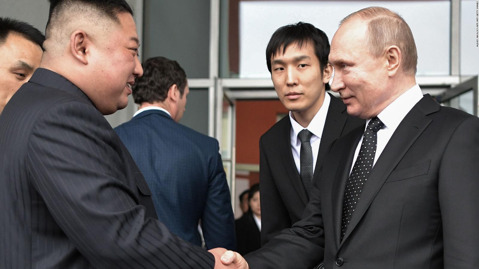 Kim Jong Un Y Vladimir Putin Se Encuentran Cara A Cara Video Cnn