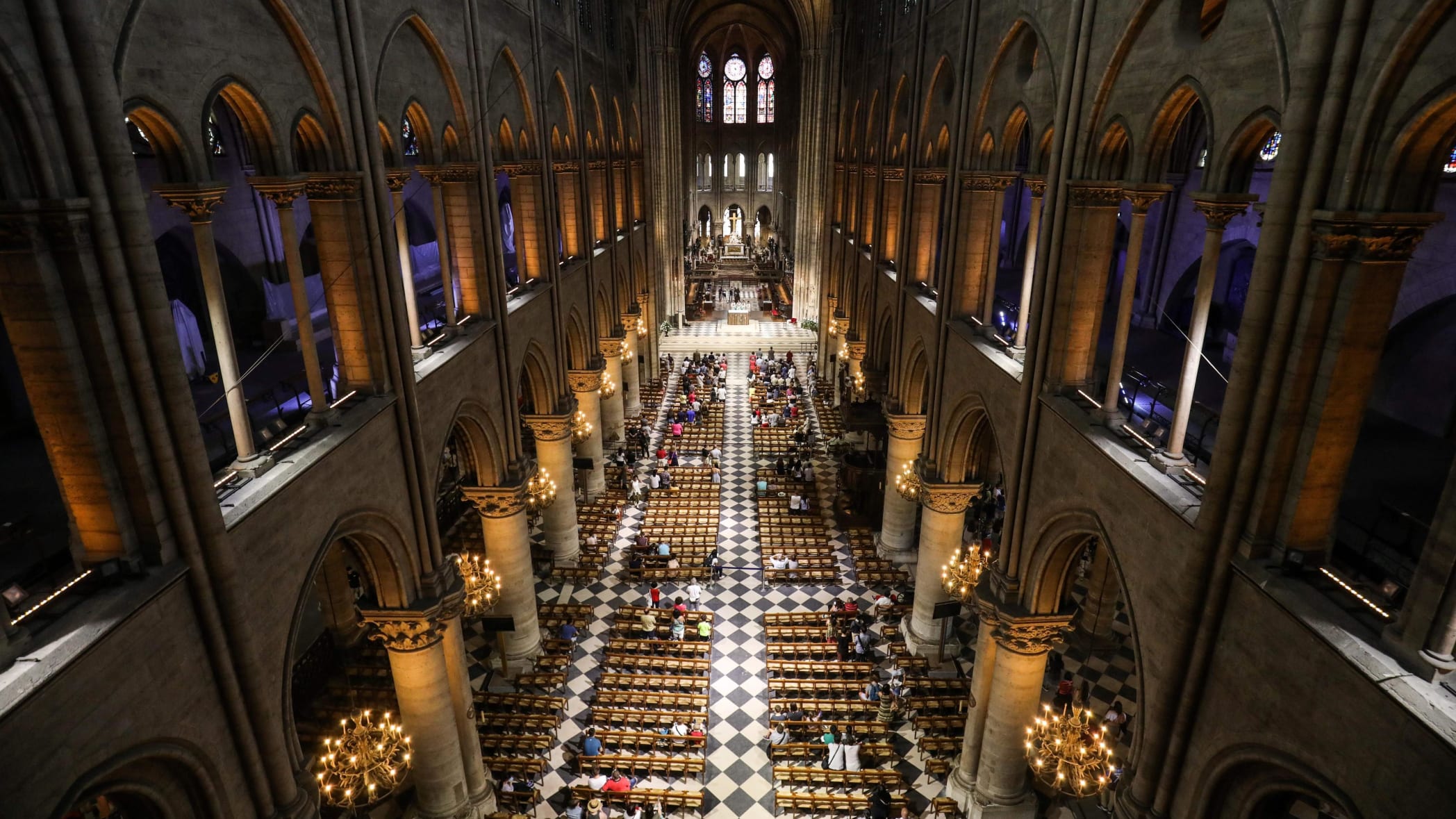 Todo el interior de madera de la catedral de Notre Dame podría haber  quedado destruido | CNN