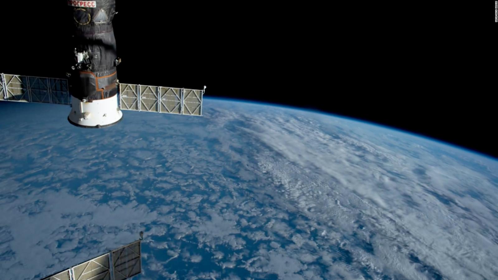 Una impresionante vista en cámara rápida desde la Estación Espacial