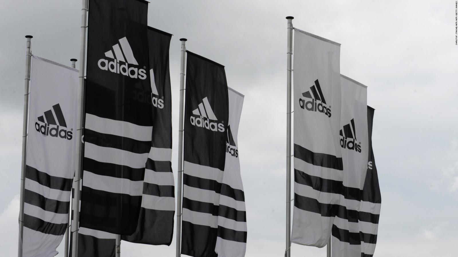 entregar Sueño transferencia de dinero Adidas pierde marca registrada en Europa | Video | CNN