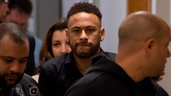 neymar-violacion-denuncia-modelo-paris-brasil