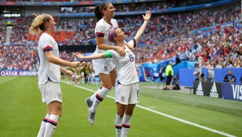 Periodista acusa de "antipatriótica" a la selección femenina de fútbol