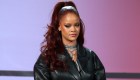 Rihanna y Kacey Musgraves reclaman acciones tras tiroteos