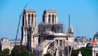 Suspenden la reparación de Notre Dame, Apple hace recortes en China