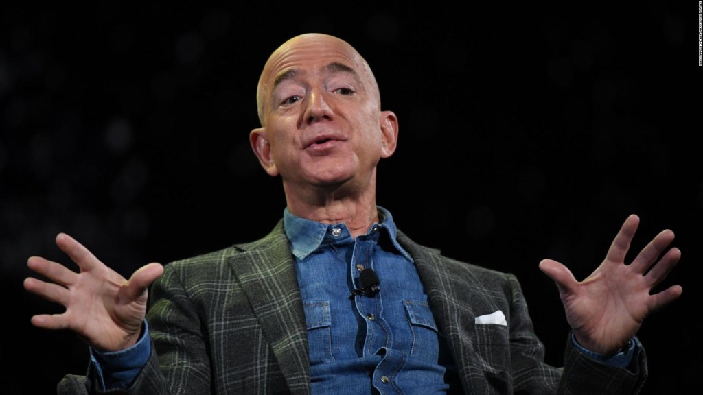 Jeff Bezos se desprende de miles de acciones de Amazon