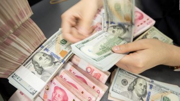 EE.UU. llama a China "manipulador de divisas"