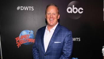 Sean Spicer se une al elenco de "Dancing with the Stars"