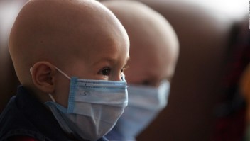 Abastecen medicamento para niños con cáncer tras polémica