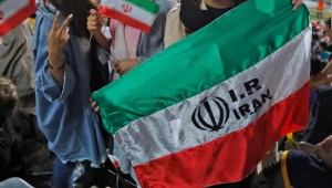 FIFA: Irán debe permitir la entrada de mujeres en estadios