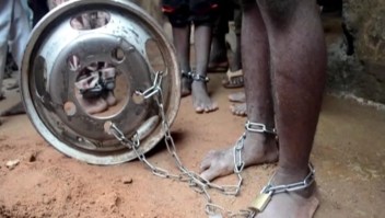 Rescatan más de 300 personas encadenadas en Nigeria