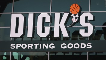 Dick's Sporting Goods destruyó armas valoradas en US$ 5 millones