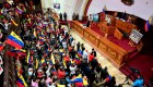 Diputados exiliados hablan en el Congreso de Colombia