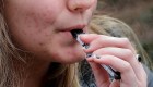 Dos sustancias del cigarrillo electrónico inflaman los pulmones