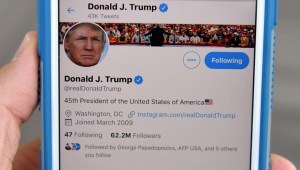 ¿Por qué Twitter no suspende la cuenta de Trump?