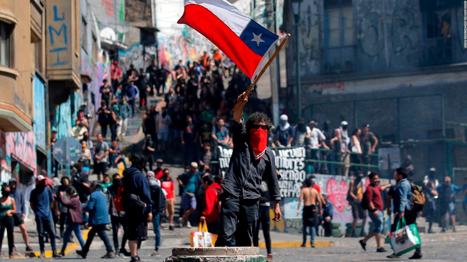 Tensión en Chile: así fueron las protestas este lunes