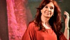 Revocan procesamientos contra Cristina F. de Kirchner