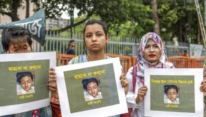 Condenan a muerte a 16 personas por asesinato de estudiante en Bangladesh