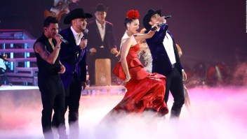 Natalia Jiménez comenta el acto de apertura de los Latin Grammy