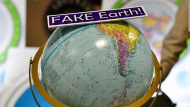 La conspiración de que la Tierra es plana se está extendiendo por todo el  mundo. ¿Oculta un fondo más oscuro? | CNN