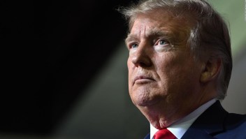 ¿Como se defiende Trump?: Insultando