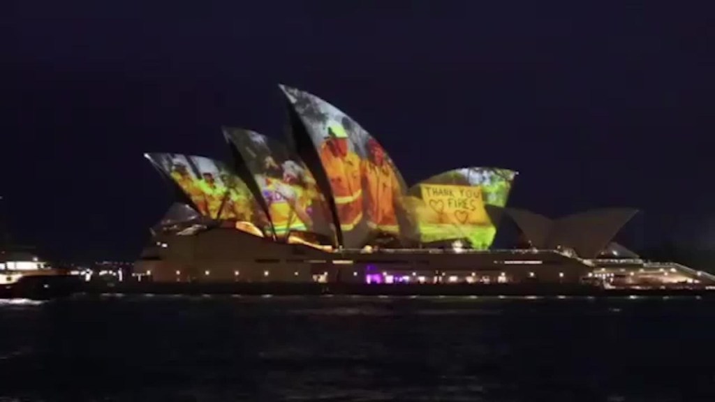 Ópera de Sydney homenajea a los bomberos australianos
