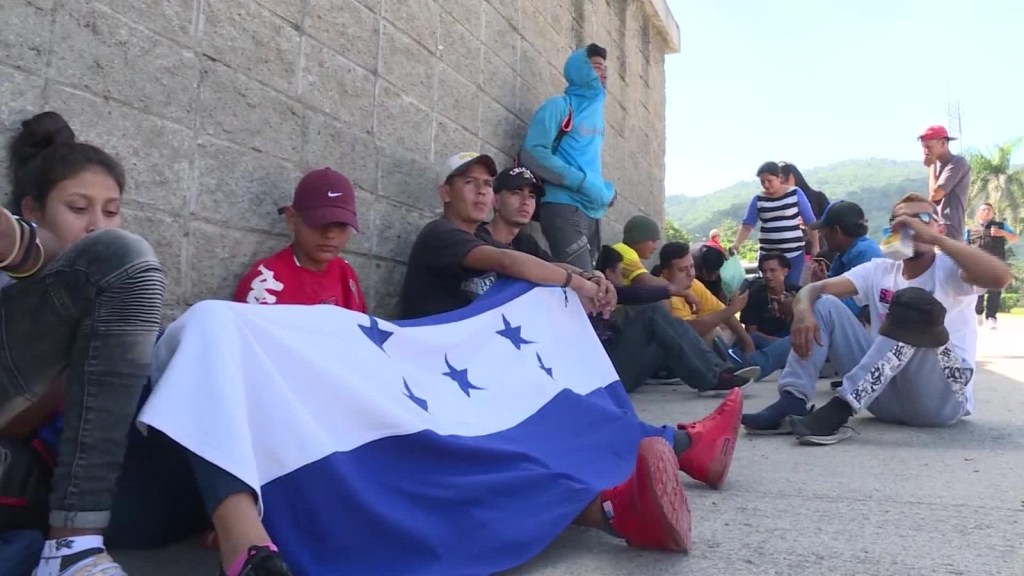 Honduras: alientan a nueva caravana de migrantes