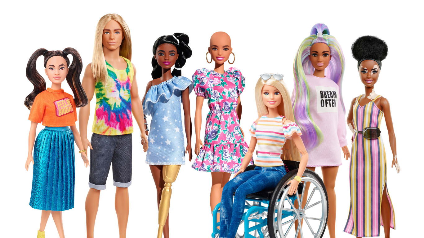 estilo Hueso Juicio 5 cosas que debes saber este 29 de enero: Muñecas Barbie con vitiligo y sin  pelo | CNN