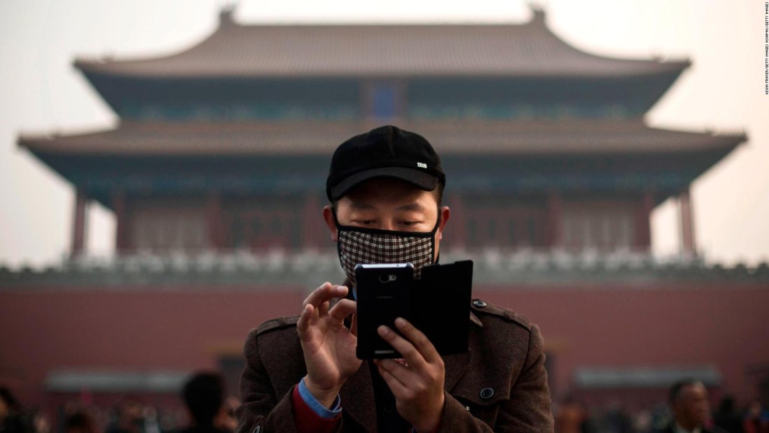 Ventas de teléfonos inteligentes se desploman en China