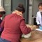 Familias en cuarentena en Madrid reciben paquetes de comida