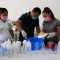 Mujeres producen gel antibacterial para combatir el covid-19
