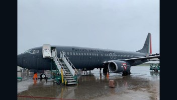 280 mexicanos regresan de Argentina en aviones militares